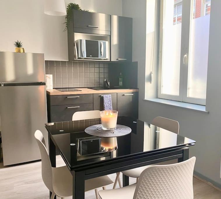 Van Gold - Appartement - Centre Ville Calais Bagian luar foto