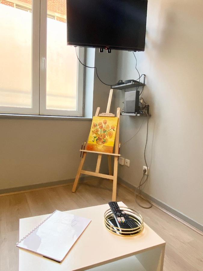 Van Gold - Appartement - Centre Ville Calais Bagian luar foto