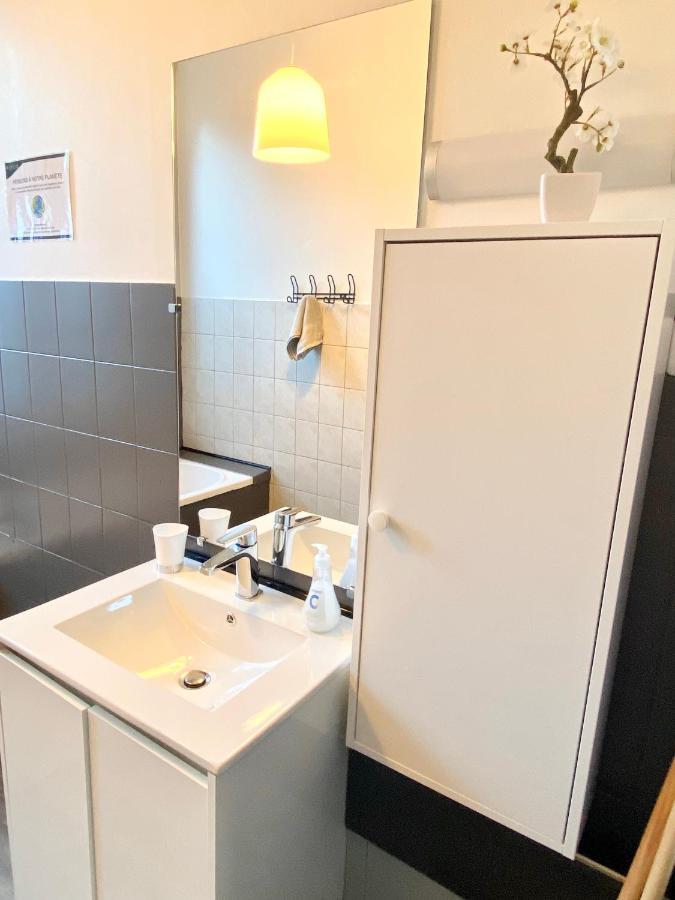 Van Gold - Appartement - Centre Ville Calais Bagian luar foto