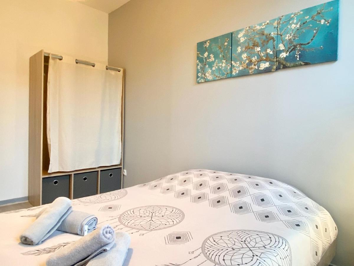 Van Gold - Appartement - Centre Ville Calais Bagian luar foto